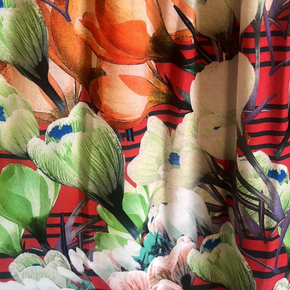 Womens medium long skirt - Picture 3 of 5
